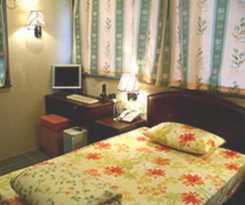 Hotel 1ST Homestay - HK Tai Wan Hostel