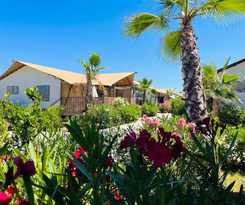  Villa Alwin Beach Resort