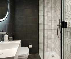 Hotel Moxy London Piccadilly Circus