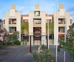 Hotel Ibis Styles Bali Legian