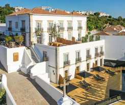 B&B Col&eacute;gio Charm House