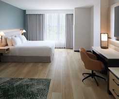 Hotel Hyatt Place Montreal Airport