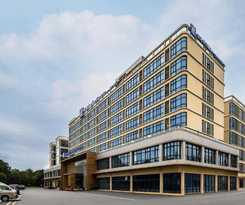 Hotel Holiday Inn Express Guangzhou Baiyun Airport T2 by IHG