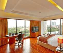Hotel Six Seasons