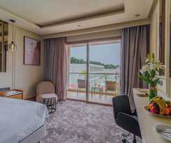 Hotel Grand Dominium