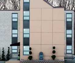 Hotel Meadowbrook Motor Lodge