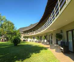 Hotel A ZAMBEZI RIVER LODGE