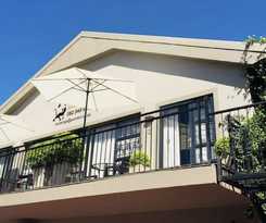 Hotel Pumleni Guesthouse