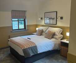 Hotel Dalys Inn