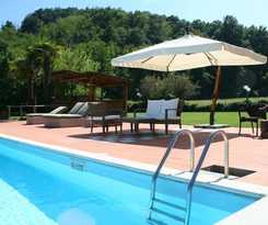  Agriturismo Podere Bucine Basso