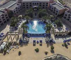 Shangri-La Al Husn Resort