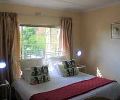 Hotel Random Harvest Country Cottages