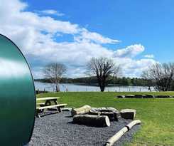 Hotel FURTHER.SPACE at Carrickreagh Bay