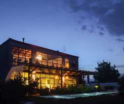  Quonset Glamping