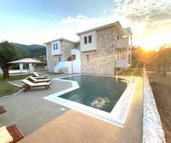  Luminous luxury apartments