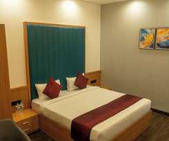 Hotel Pravasa Stay Near Luv Kush Square