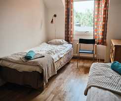 Hotel Herrestad Bed and Guestroom