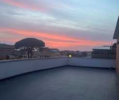  TC HOTEL