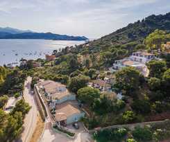  Elbitat Homes