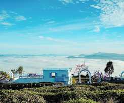 Hotel Cloud9 and Cloud View Glamping