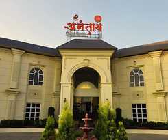 Hotel Shree Anantay Club and Resort