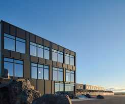 Hotel Black Sand