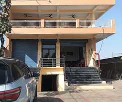 Hotel Lucky Guest House