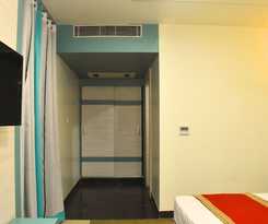 Hotel Aadrika Residency