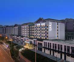 Hotel World Jinan Wenlvcheng Branch