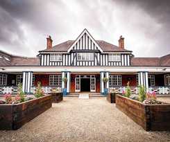 Hotel The Pavilion Bisley