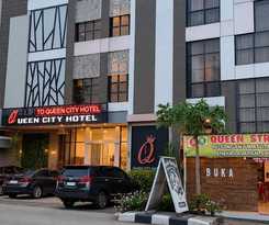 Hotel QUEEN CITY HOTEL