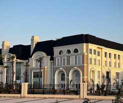 Hotel The Lauriant Resorts