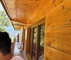 Hotel Harsil apple homestay