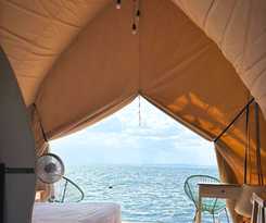 Hotel Floating Home in Reef Resort Unit 1