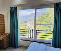 Hotel Riyansh hotel and restaurant