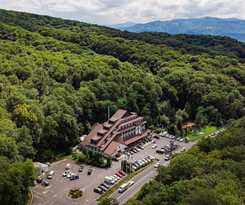 Hotel F&acirc;nt&acirc;nița Haiducului