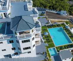Hotel Majestic Heights Bed and Breakfast