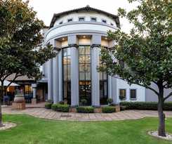 Hotel Basdenwood