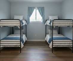 Hotel Lakeshore Resort