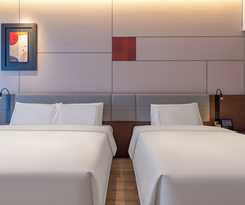 Hotel UrCove by Hyatt Taicang South Railway