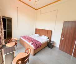 Hotel ShantiKunj Homestay Nearby Morni Hills Waterfall