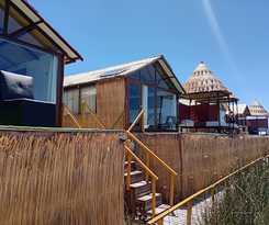 Hotel Uros Kaivalia Lodge