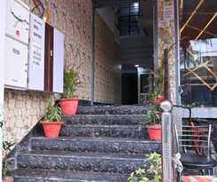 Hotel Stone Park Radha Devi Ln