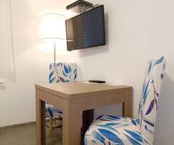 Hotel AIS Center