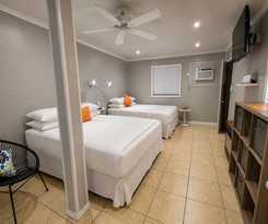 Orange Motel