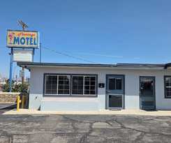  Flamingo Motel