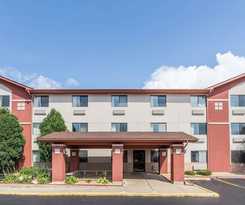 Hotel Super 8 by Wyndham St. Charles