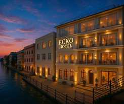 Hotel ECKO Antarman on the Ganges
