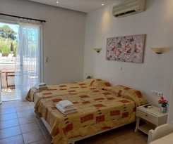  Anna Studios