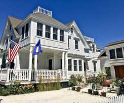 Hotel White Porch Inn